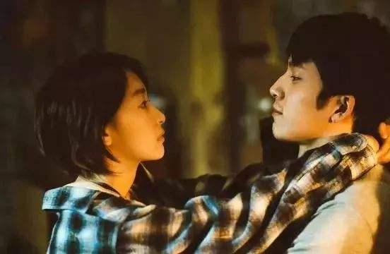 分手前的遗憾和感慨,分手后的难过都是你应该承受的