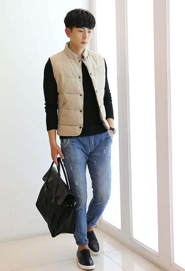 宽松休闲羽绒背心男装搭配,高级感穿搭羽绒背心男