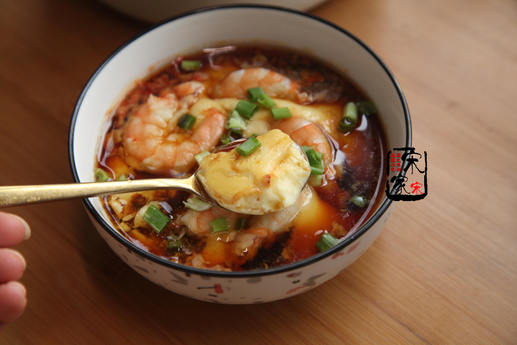 好吃嫩滑的水蛋,蒸水蛋怎么才能又滑又嫩没有蜂窝