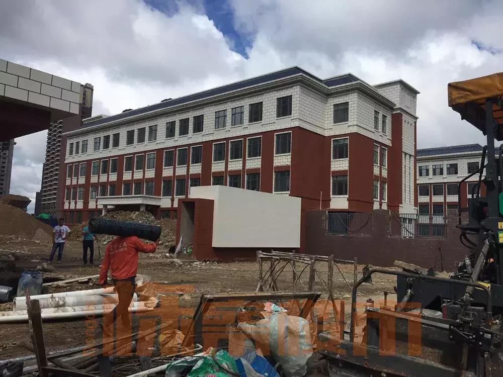 涓滃寳鑲叉墠涓侀婀栧皬瀛︿笌涓滃寳鑻辨墠,涓滃寳鑻辨墠瀛︽牎涓侀瀛﹀尯濂藉悧