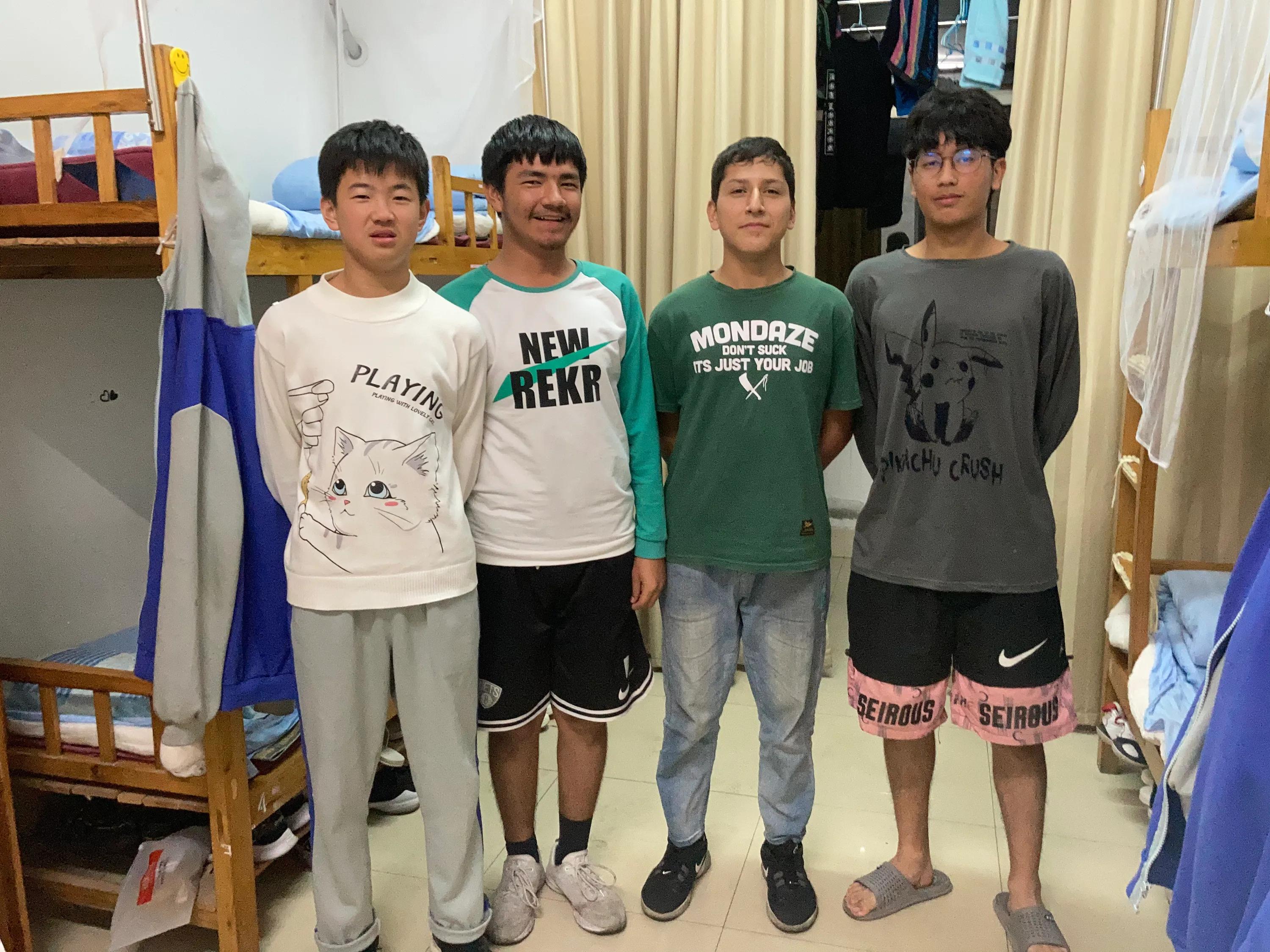 开学第80天：英语朗读批阅赏足球联赛负轻伤