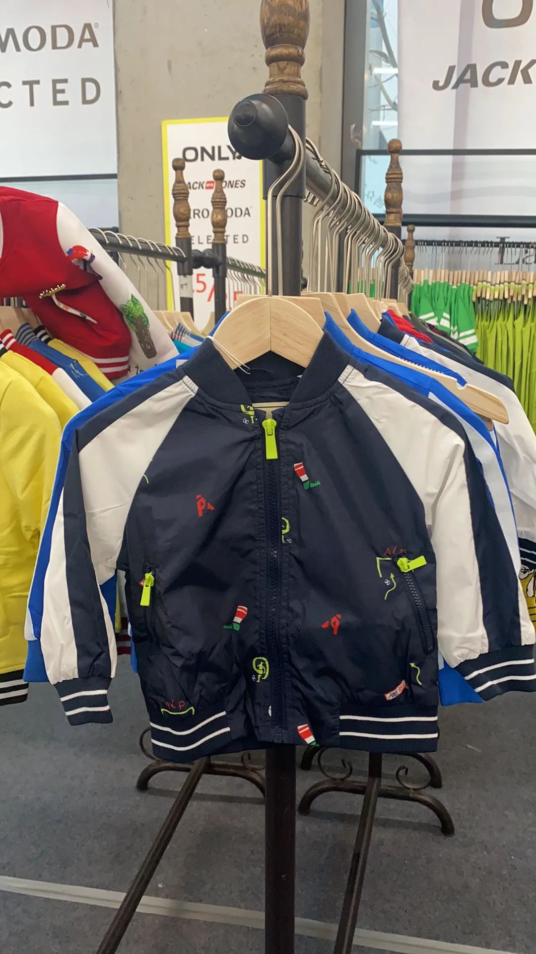 通州人快行动！2021首届大型品牌内购会，100000件大牌低至10元起