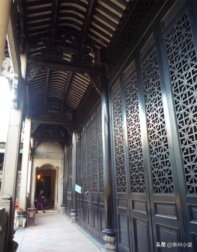 陈家祠的木雕作品,陈家祠天官赐福木雕摆件