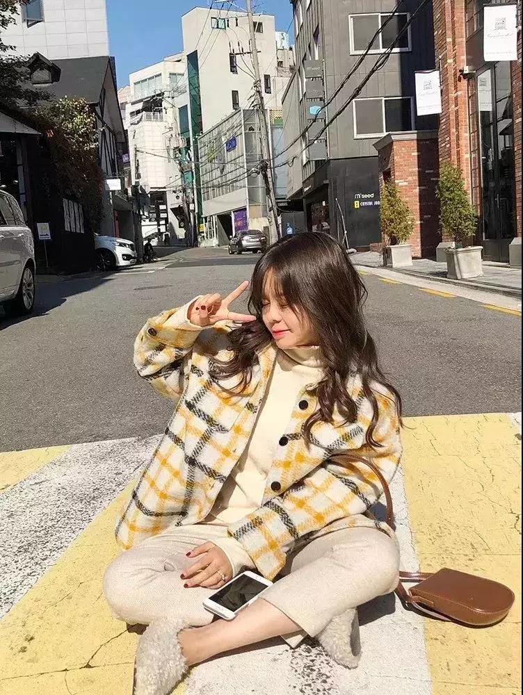 特别修身大衣怎么搭,连帽大衣如何穿搭