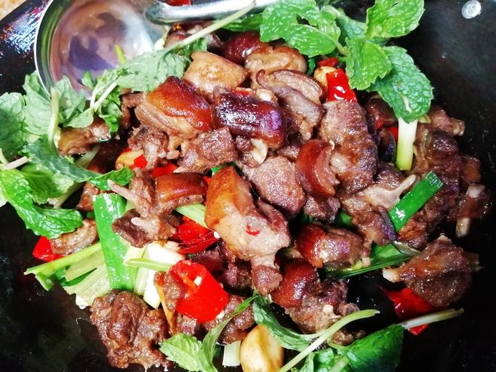 美食嘉年华再度来袭，滨都美食广场掀起舌尖上的狂欢