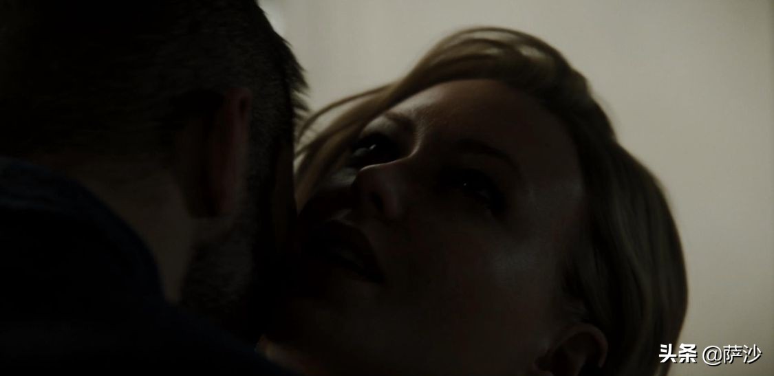 外星圣母安抚迷失太空的人类灵魂：《爱死亡和机器人》裂缝之外