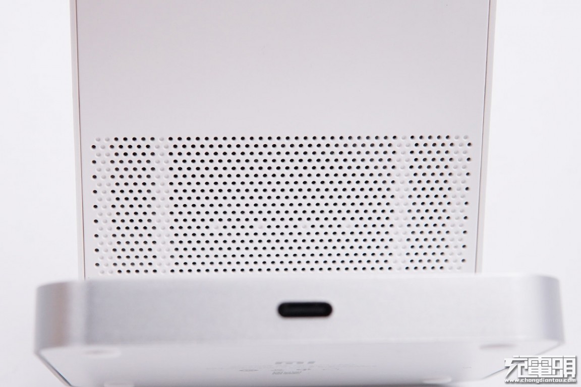 小米升降式无线充和80w无线充对比,小米20瓦无线充拆解