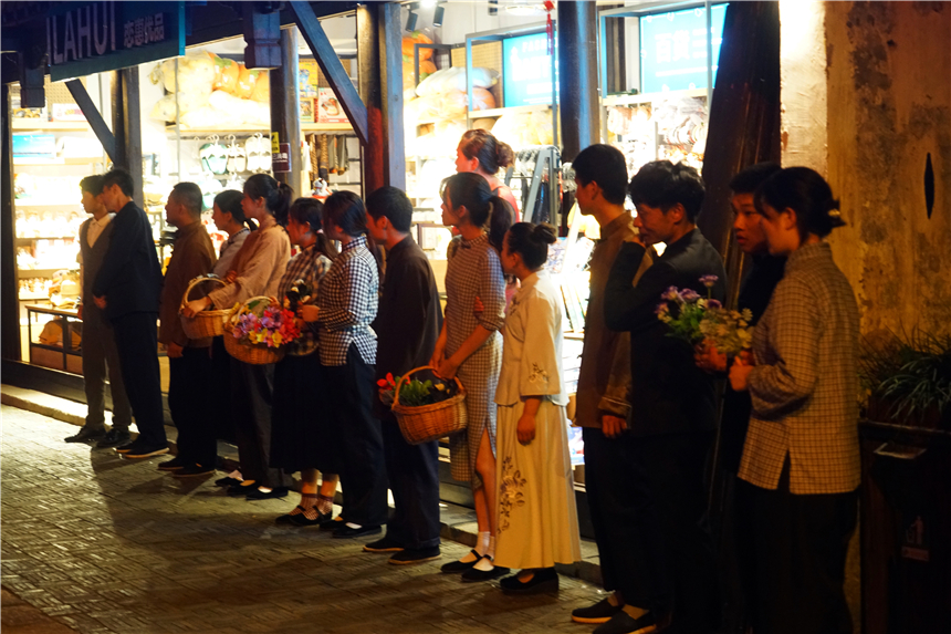 听评弹江南古镇的夜晚,苏州听评弹一日游