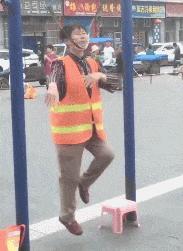 家长给孩子吃蝌蚪会怎么样,生吃活小蝌蚪有什么益处