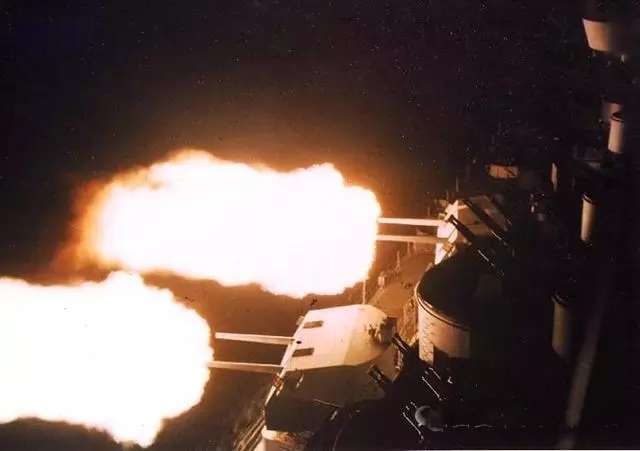 大口径舰炮有多厉害,新型舰炮火力凶猛