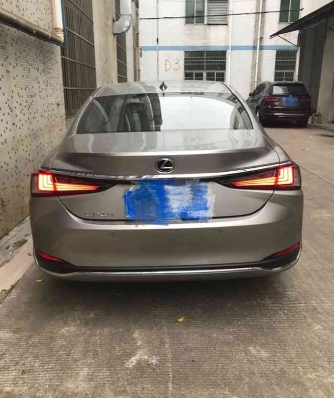 33.8万提了一辆雷克萨斯ES200，开了一年后，车主说出了优缺点