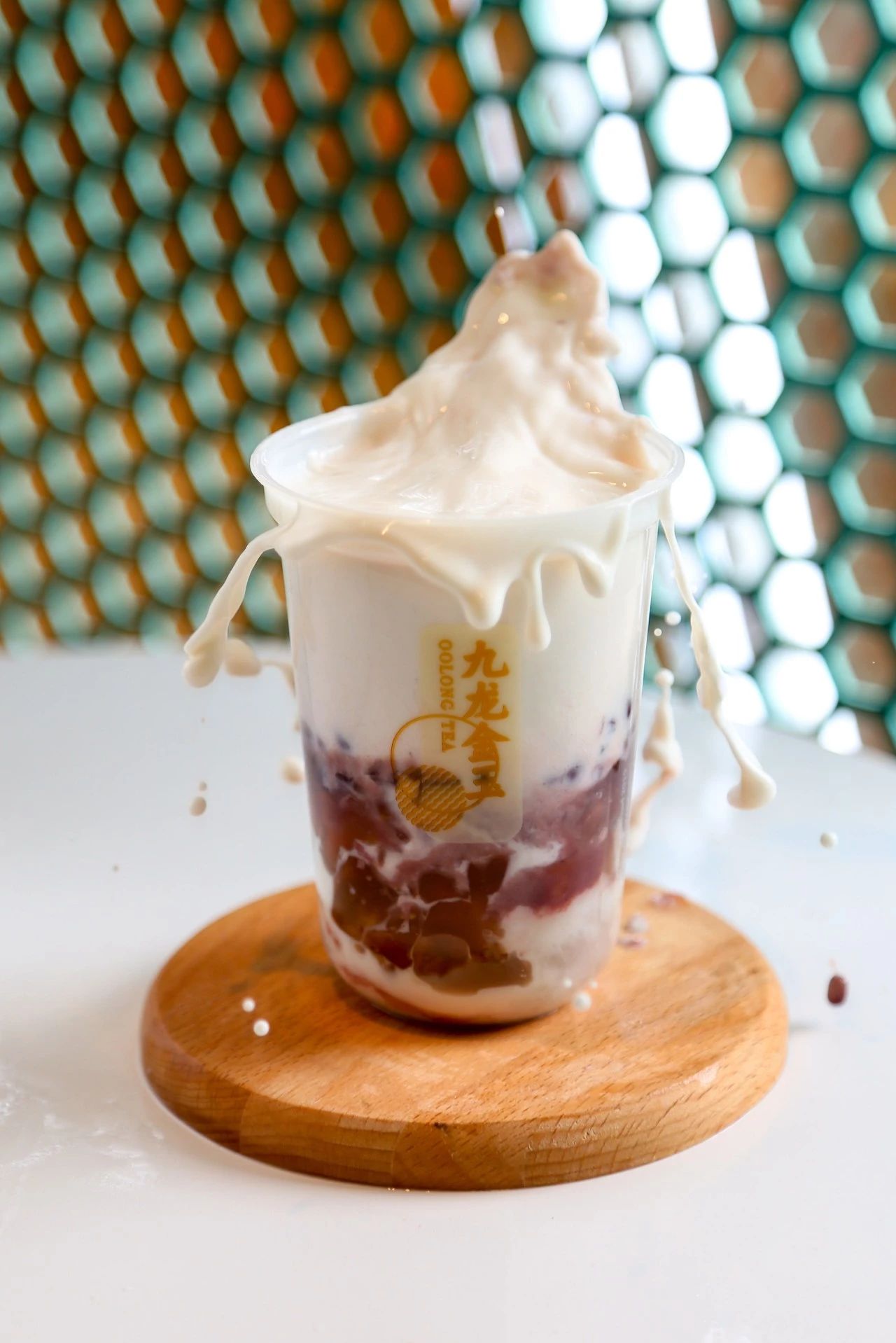 kfc新品芋泥瑞士卷,kfc芋泥蛋挞