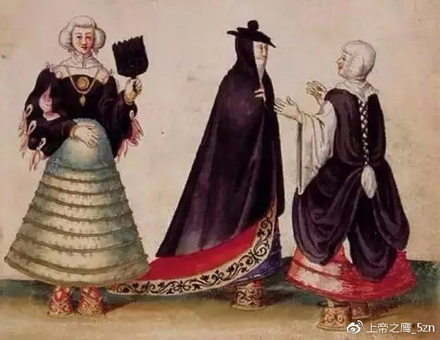 百褶裙长筒袜高跟鞋,高跟鞋配长筒袜与淑女裙