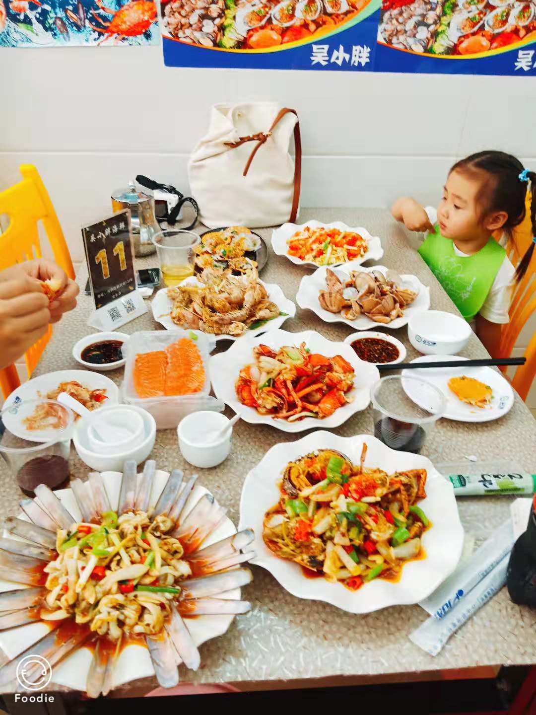 三亚蜜月游推荐,适合情侣去三亚的攻略