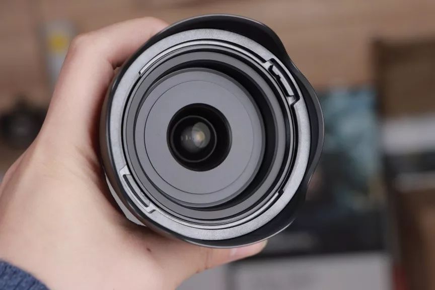 腾龙35-150mmf22.8二代z卡口,小身子大能量