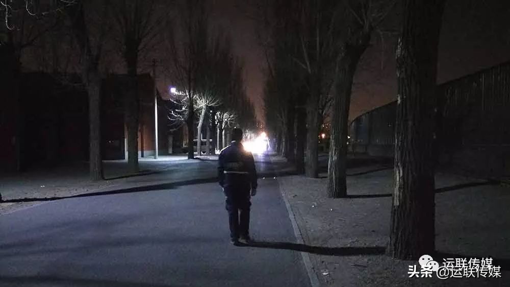 一名快递小哥的故事,物流小哥真实故事