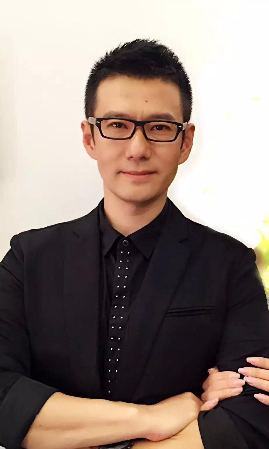 歌唱家王硌演唱、创作交响音乐会《海河儿女情》12月18日放歌天津