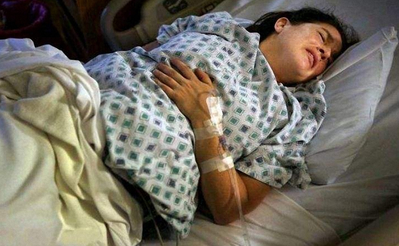 临产孕妇遭遇紧急情况,预产期多久去医院待产