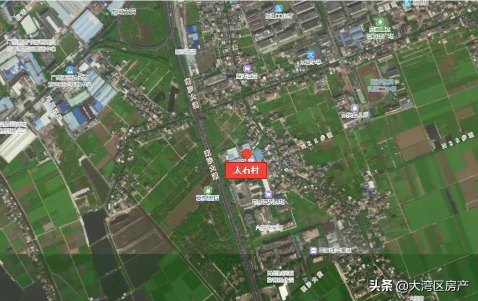 2025年建5万个足球场,220亿修建足球场