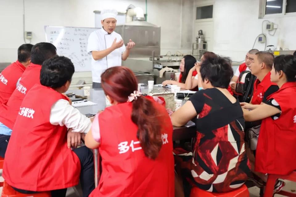 餐饮加盟创业选什么行业最好,2021年餐饮创业需要什么