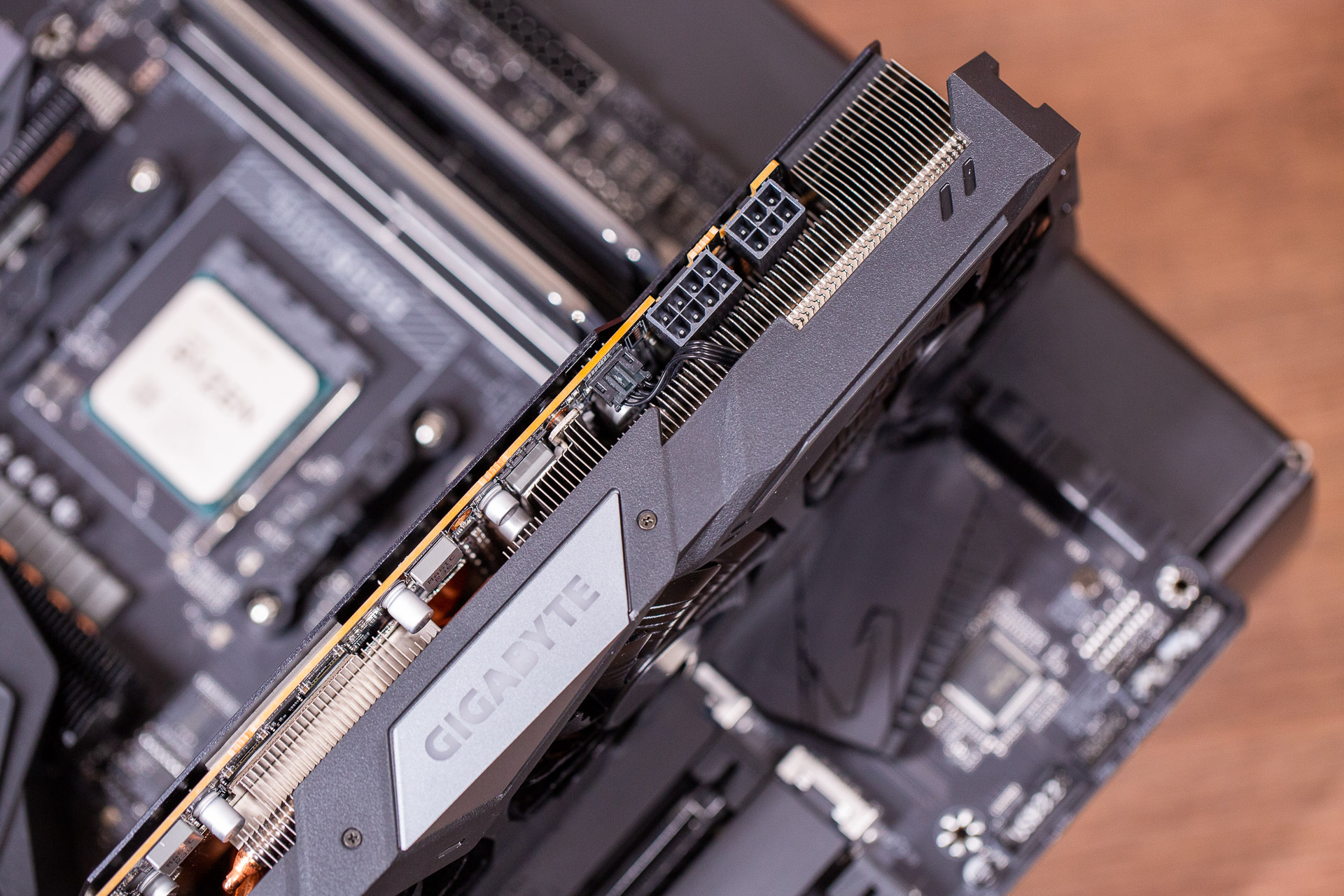 b550主板能发挥5900x性能吗,b550主板支持5800x3d吗