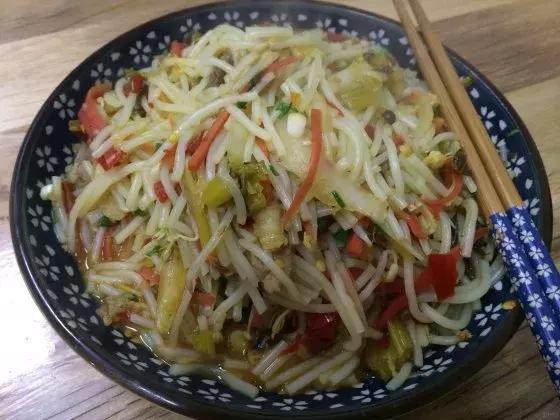 云南米线前十,舌尖上的云南过手米线