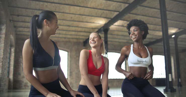 脸部毛孔粗大如何在家自己改善,脸部毛孔粗大该怎么收缩毛孔