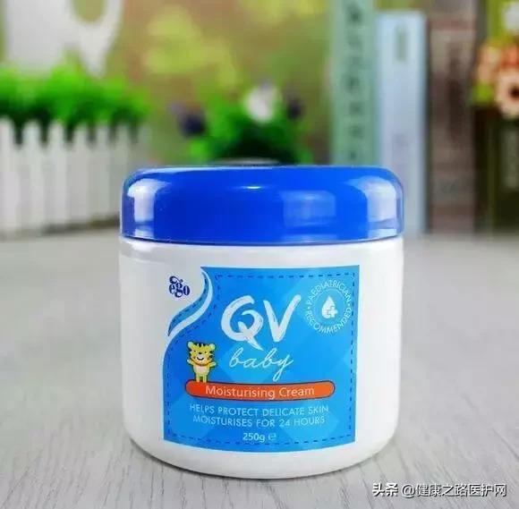 宝宝湿疹保湿怎么不弄到衣服,宝宝湿疹别再让这些土办法坑了娃