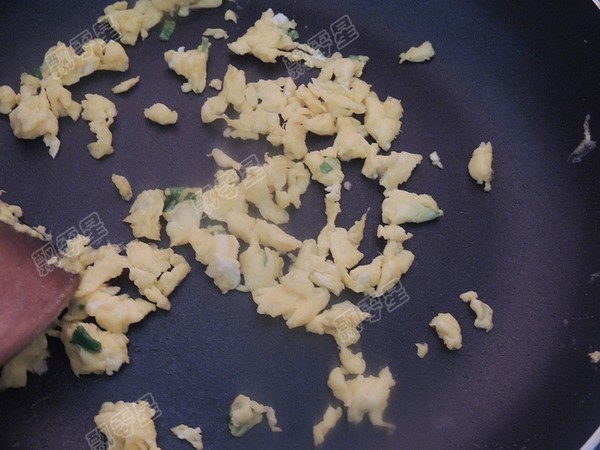 蛋炒饭怎么才能炒得粒粒分明,炒饭好吃的关键