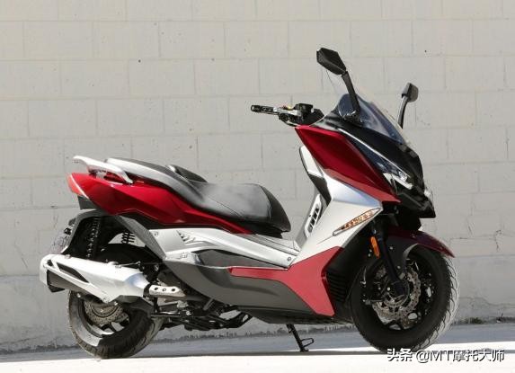 318摩旅推荐车型舒适性高,318川藏线摩旅踏板