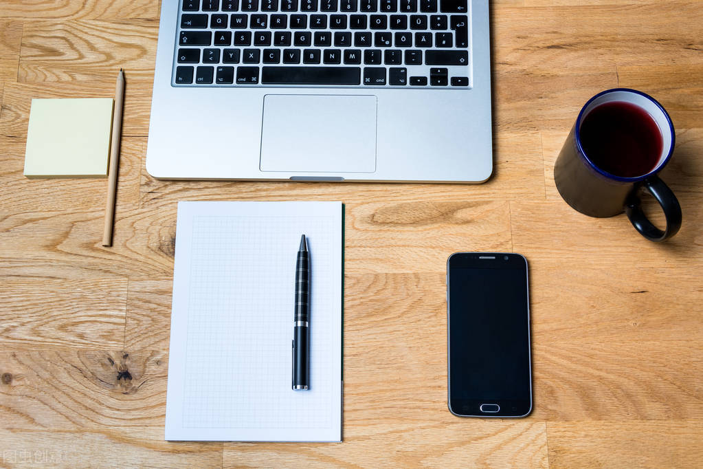 自媒体必看的3个网站,自媒体不会告诉你的四个网站