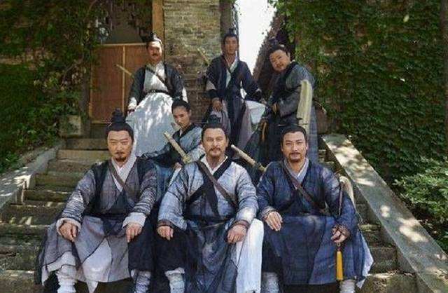 西游蟠桃会为啥不请菩提祖师,西游记蟠桃会众神朝拜玉帝