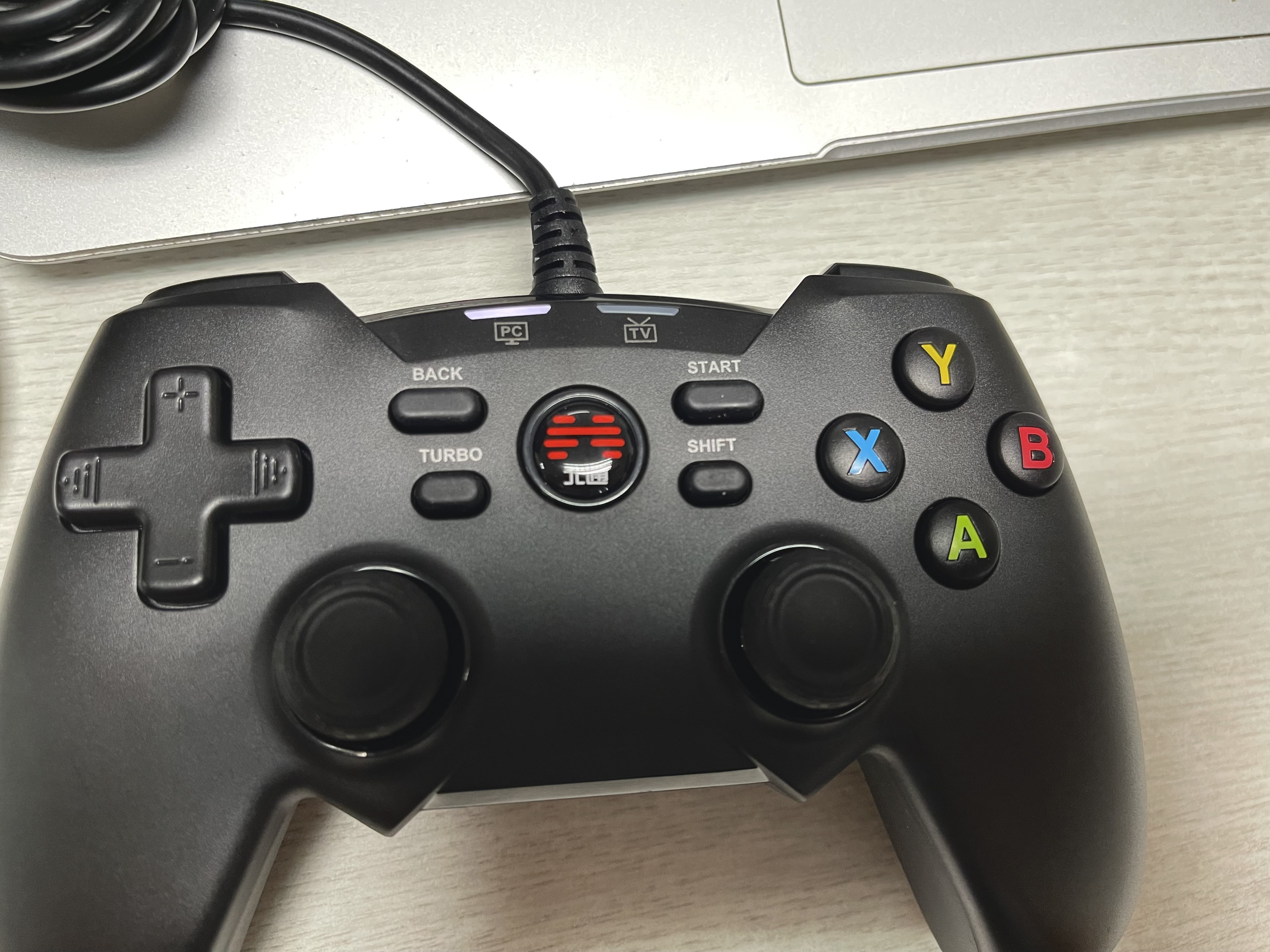 北通蝙蝠bd4e和雷神g50,北通蝙蝠4e手柄玩使命召唤