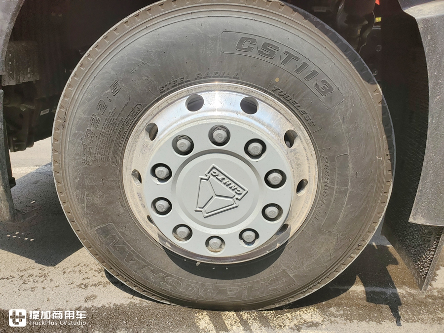 豪沃tx7最新版燃气车好吗,重汽豪沃tx7原车屏安装倒车影像