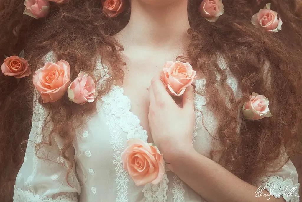 我曾在海王的鱼塘，他的微信签名是洁身自好｜100个微信签名故事