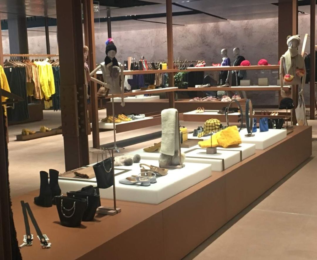 zarahm闭店,zarahm为何撤店