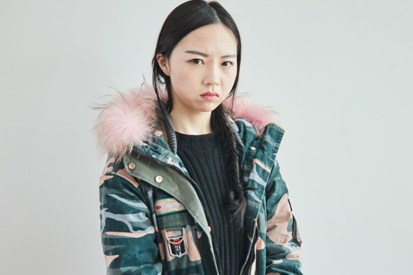 月经前胸部胀痛和怀孕的区别,大姨妈前一周胸部胀痛是怀孕了吗