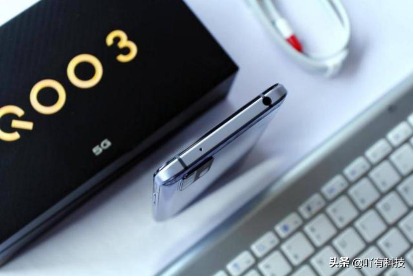 iqoo3与1加8t深度评测,iqoou1和iqoou3哪个值得入手