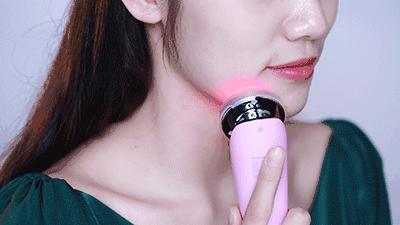 “38岁的年纪,18岁的脸”:能保持年轻的女人,手里少不了它