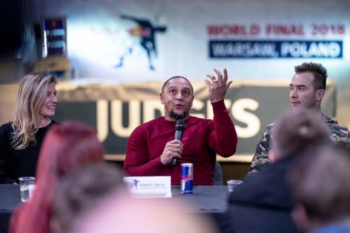 全明星赛最强评委,各大明星花式晒鞋