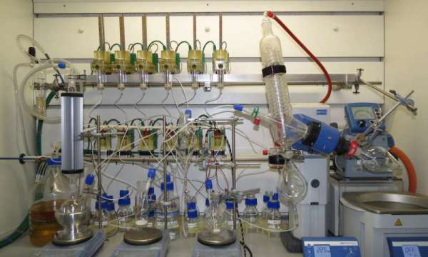 “Chemputer”当计算机程序可以控制药物合成