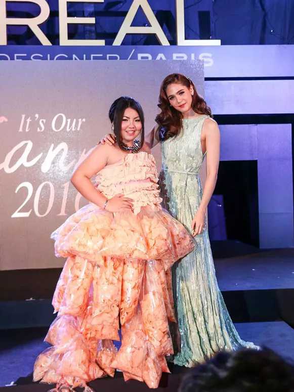 学校表演cosplay惊艳全场,那些惊艳的cos视频