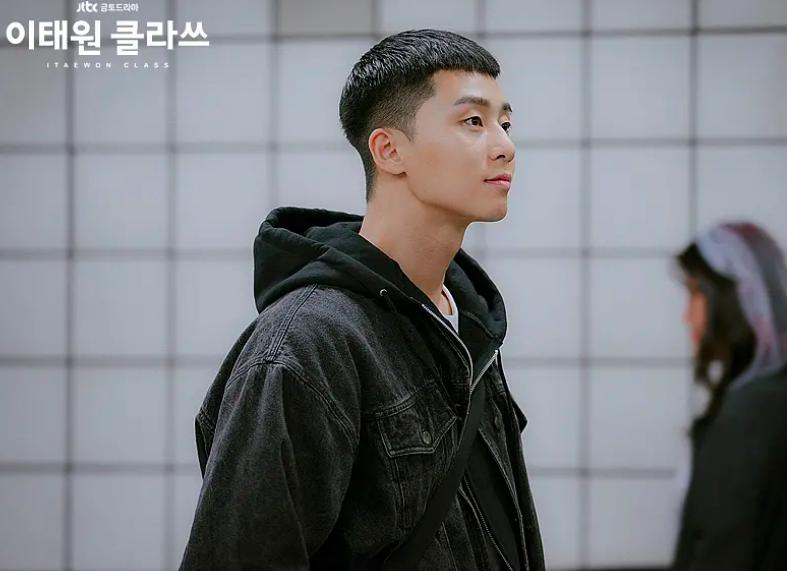 梨泰院class朴叙俊同款栗子头,梨泰院class朴叙俊穿搭