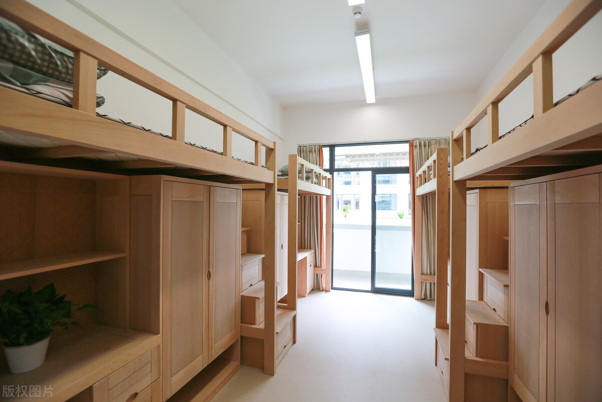 泉文科教：学生宿舍公寓床该如何进行保养？