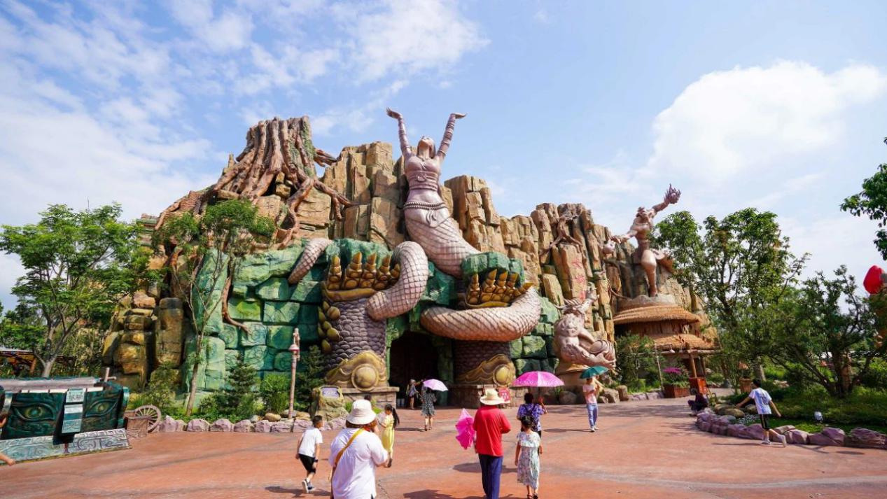 自贡方特和绵阳方特,绵阳方特跟自贡方特哪个大