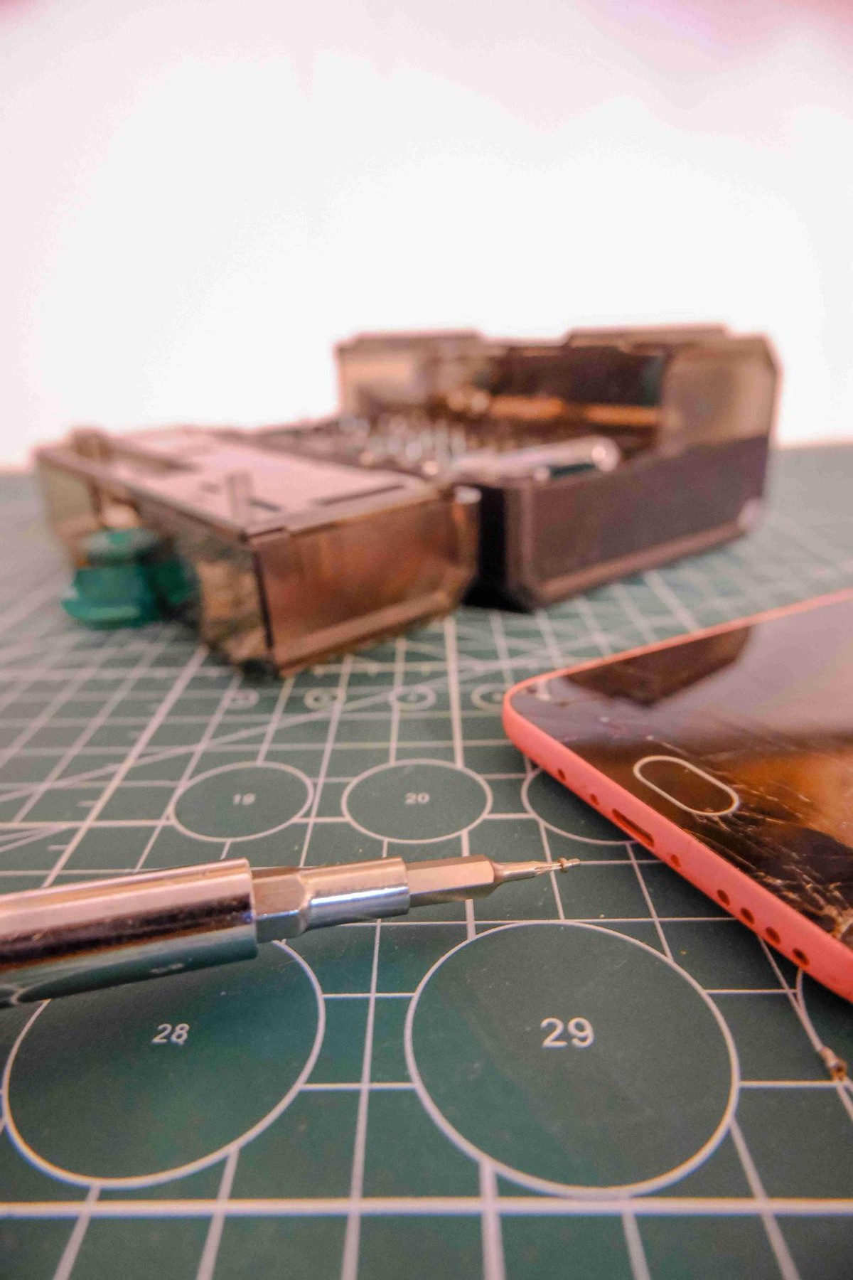 我只动口不动手，手提百宝箱的模范老公立即执行