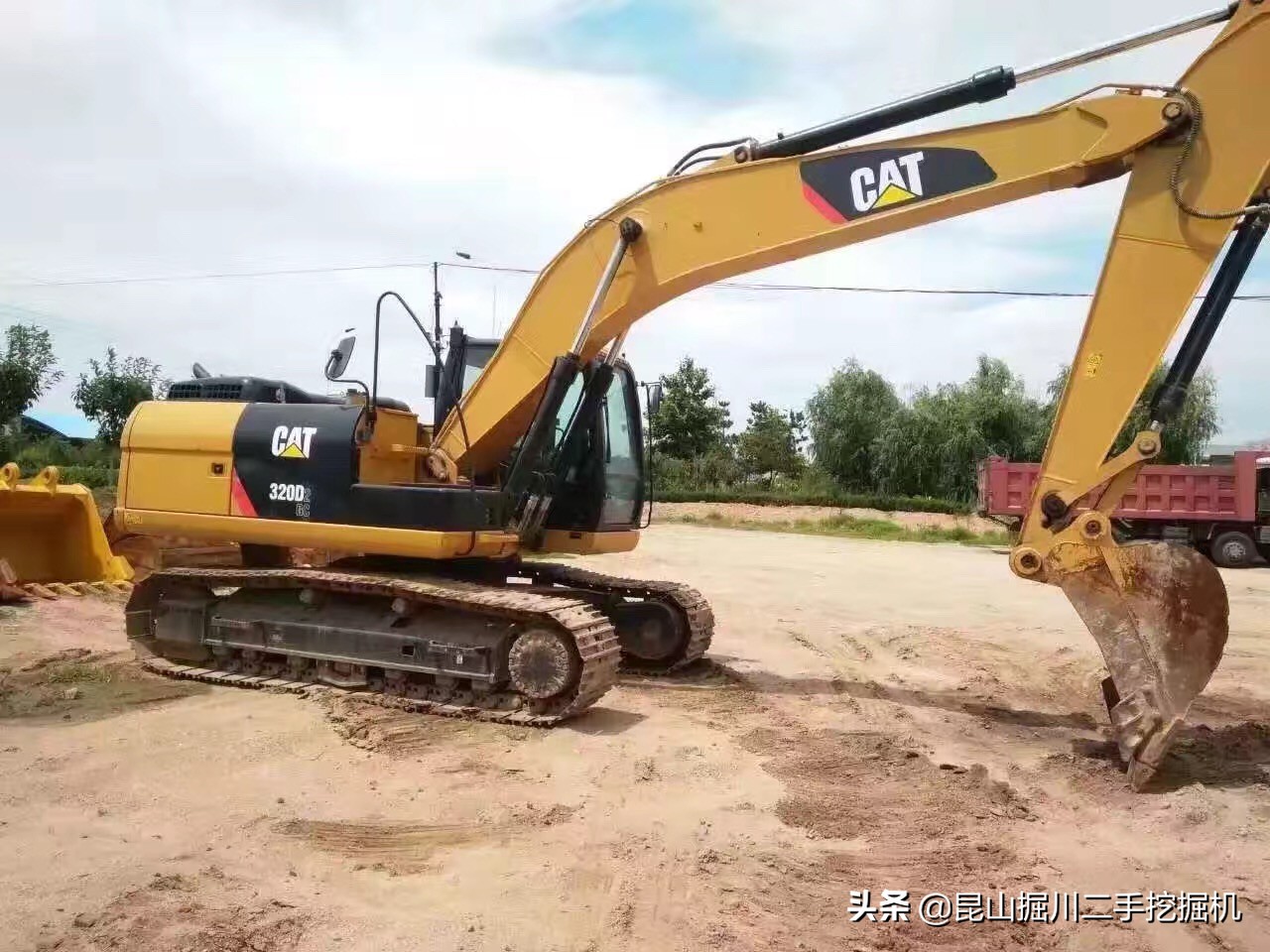 广西二手斗山挖掘机260交易市场,哪里能买到最便宜的二手挖掘机