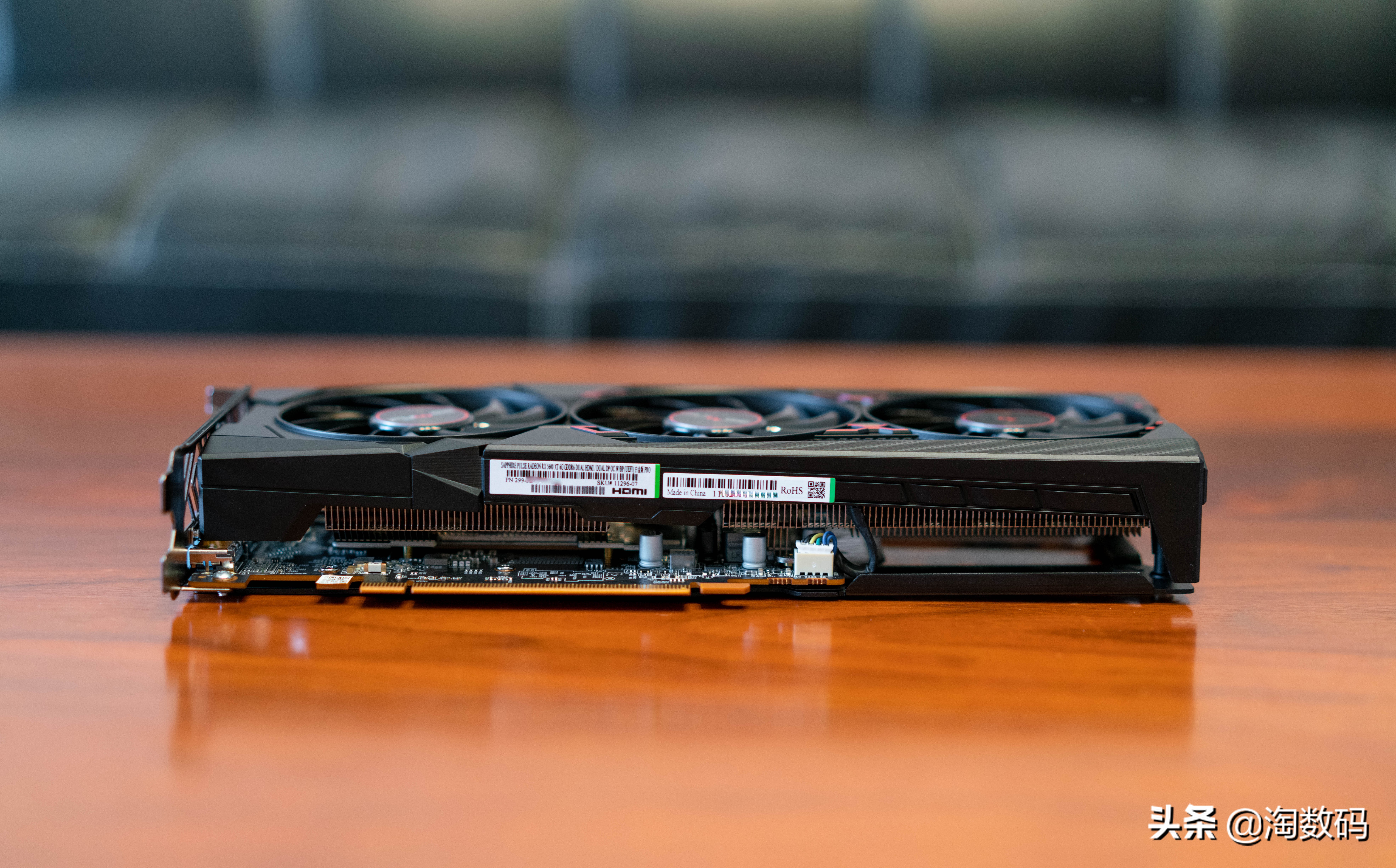 蓝宝石rx5600xt白金pro显存导热垫,蓝宝石rx5600xt显卡值得购买吗