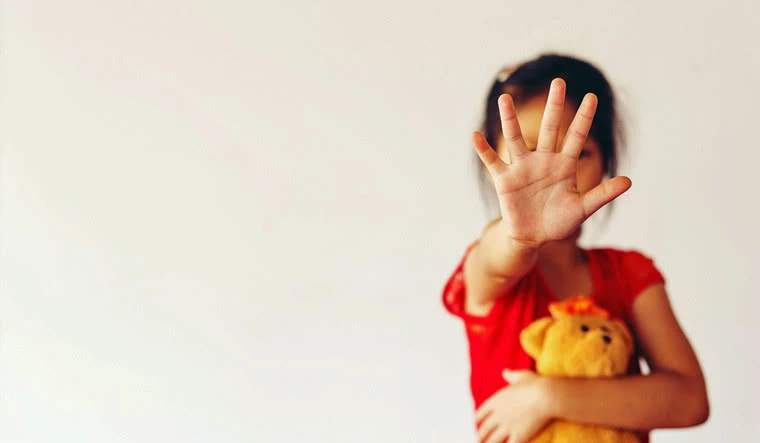 “妈妈，同学经常摸我”，妈妈的做法值得点赞