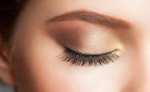 怎样去除抬头纹和眼角的眼尾纹,有眼尾纹和鱼尾纹最好的有效方法